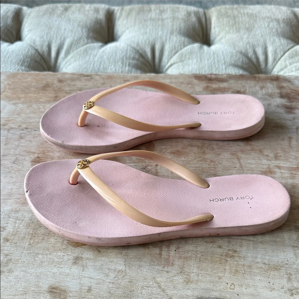 Tory Burch cream and Pink Sandals women’s‎ 6